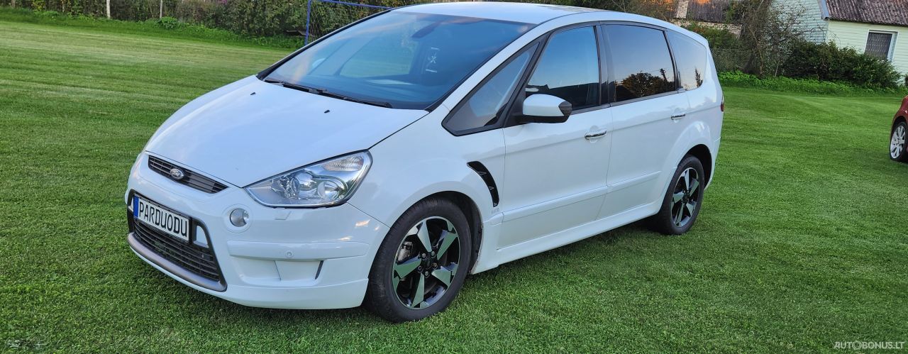 Ford S-MAX