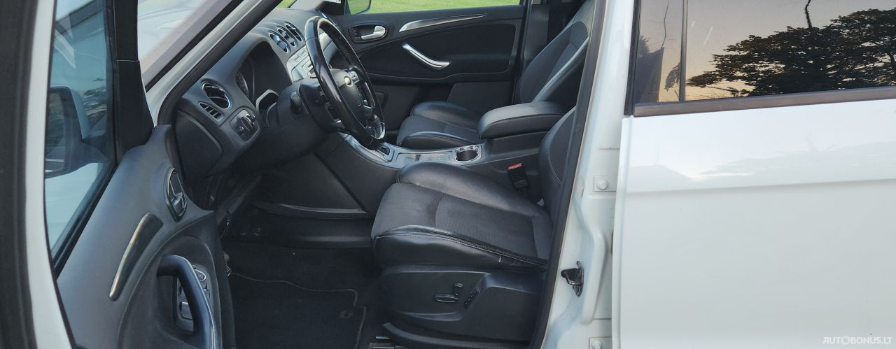 Ford S-MAX | 9