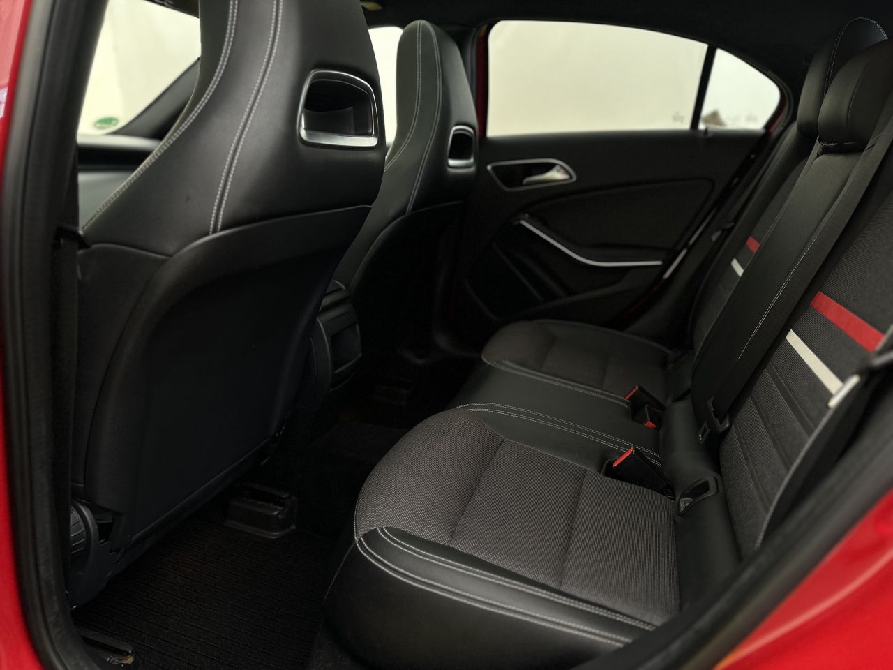 Mercedes-Benz A180 | 9