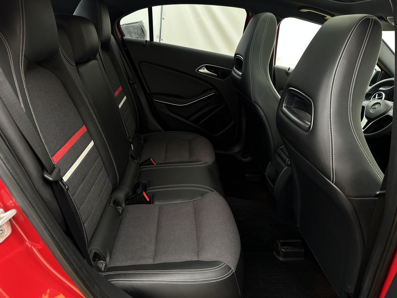 Mercedes-Benz A180 | 11
