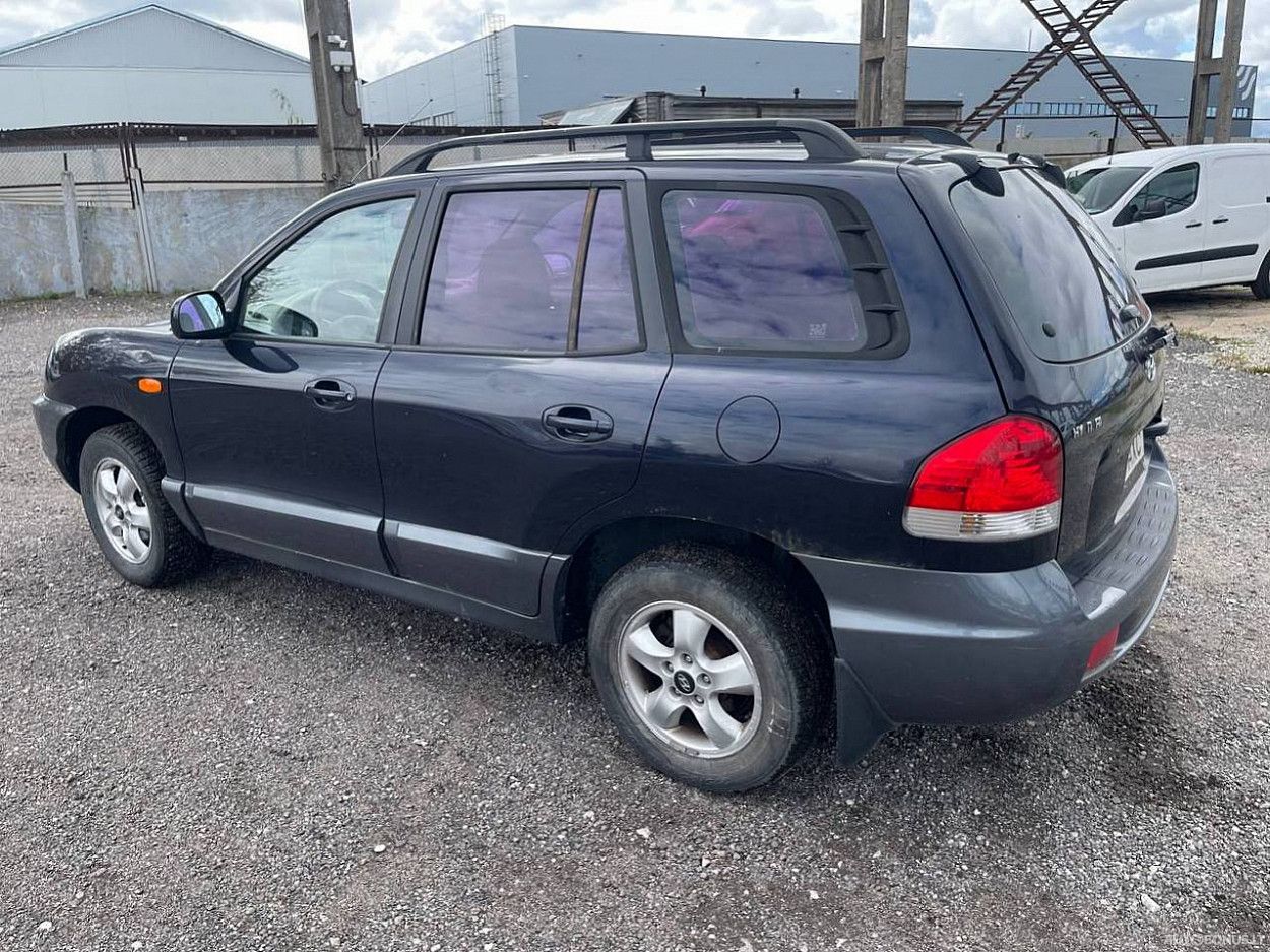 Hyundai Santa Fe | 3