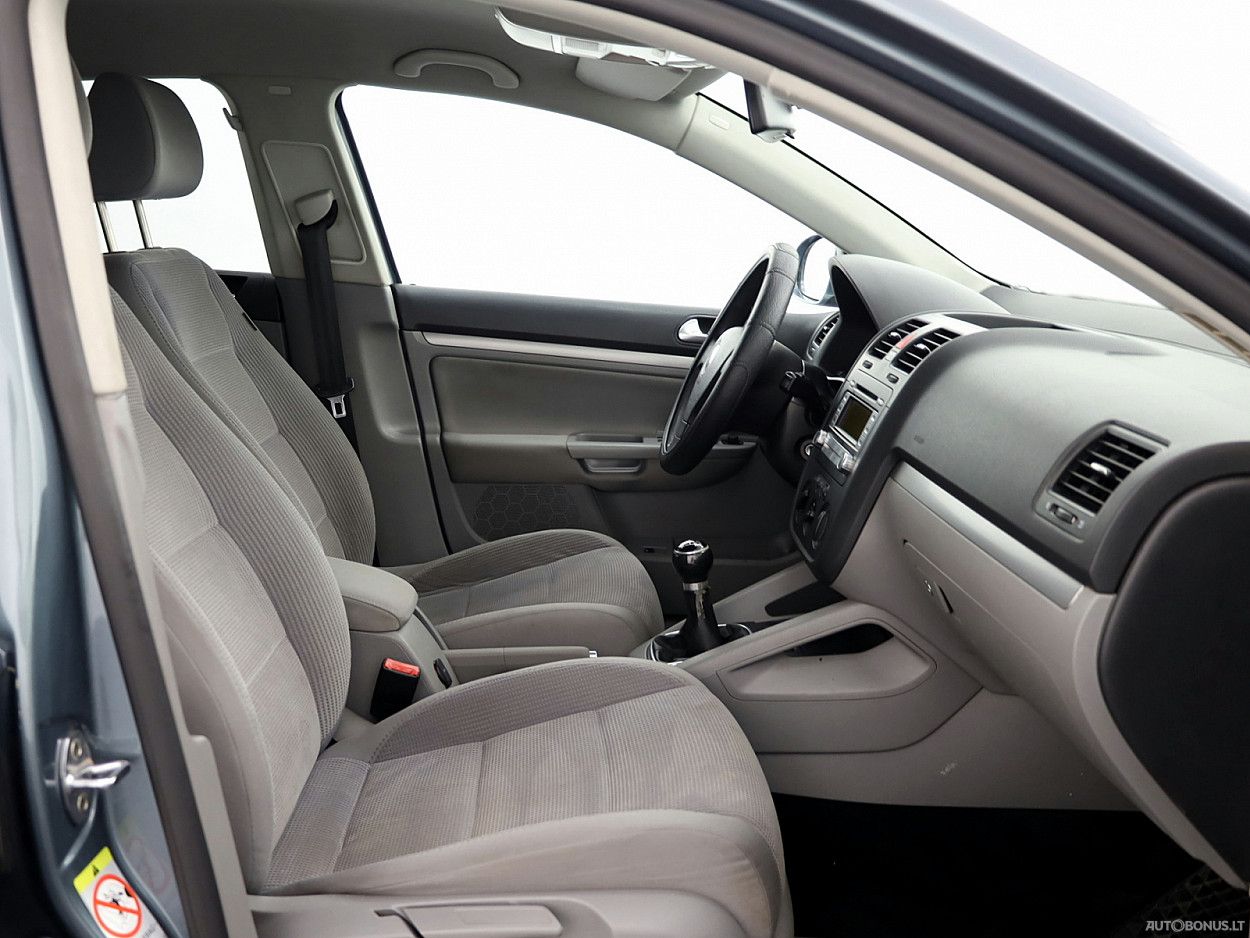 Volkswagen Jetta | 5