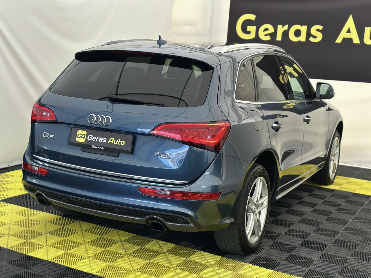 Audi Q5 | 3