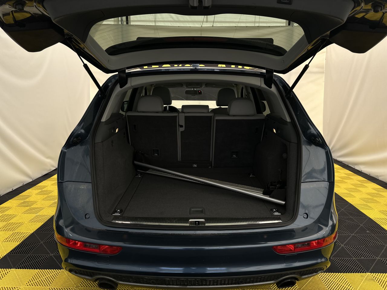 Audi Q5 | 10