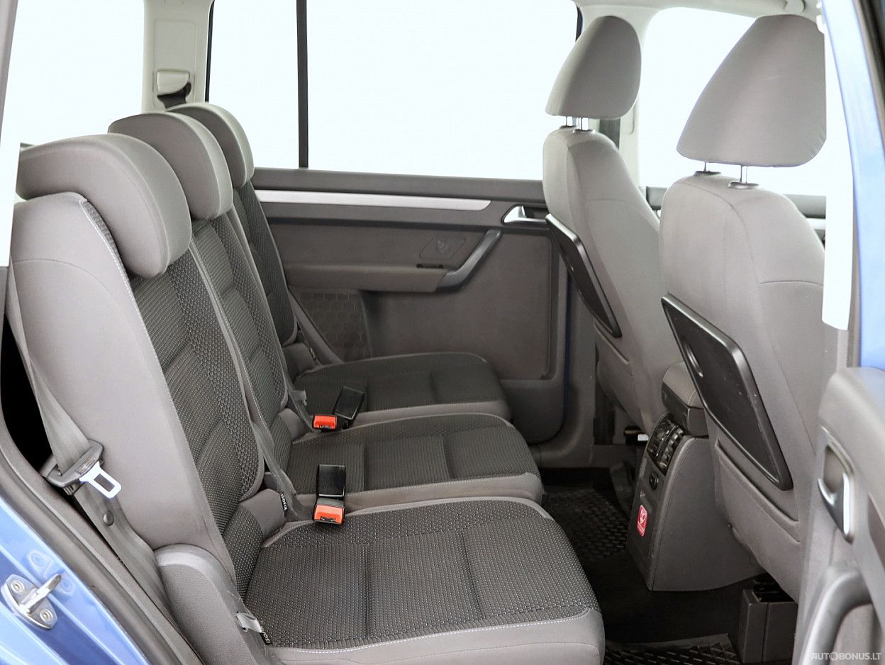 Volkswagen Touran | 6