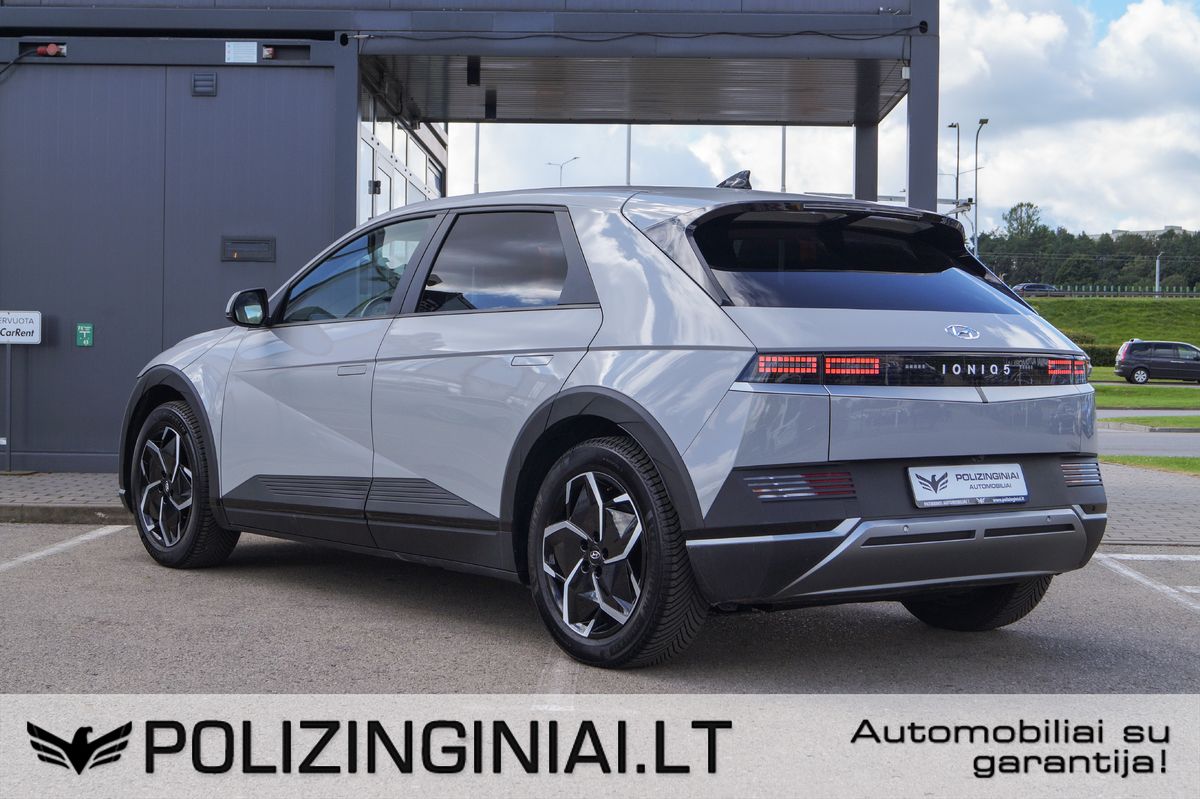 Hyundai IONIQ | 3