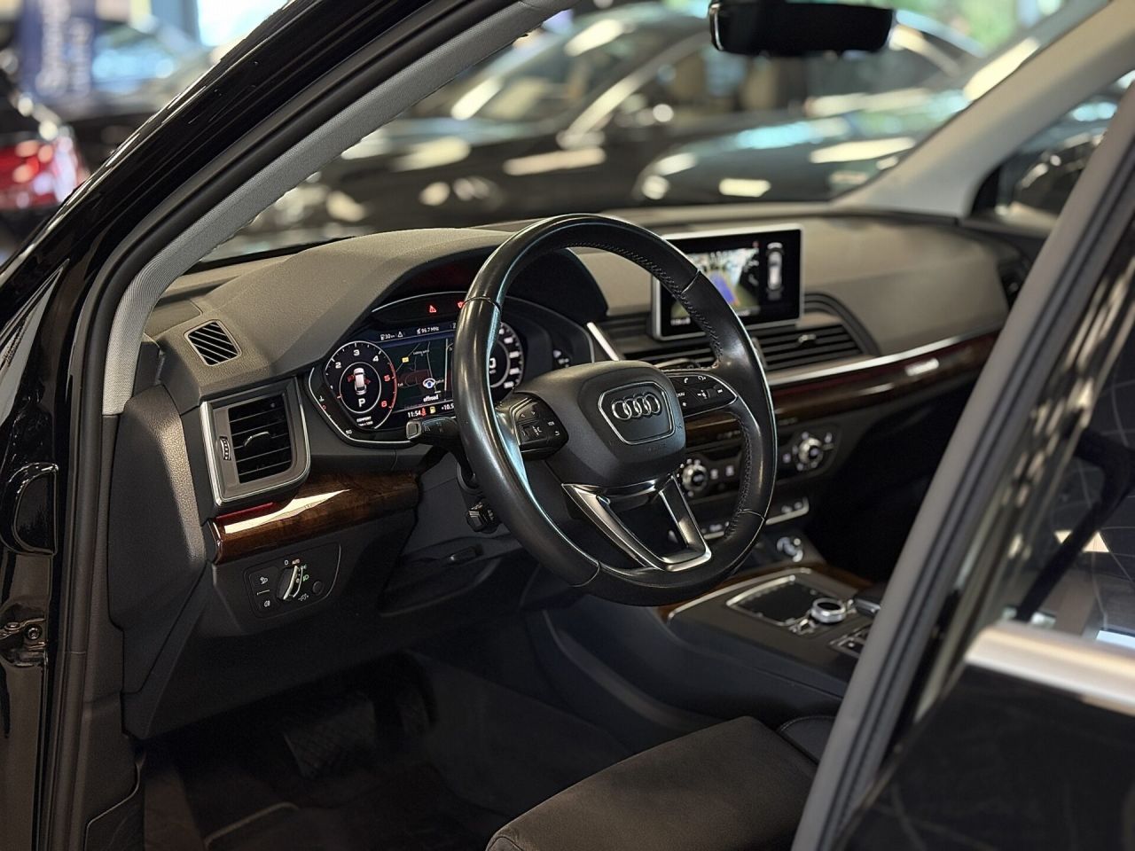 Audi Q5 | 17