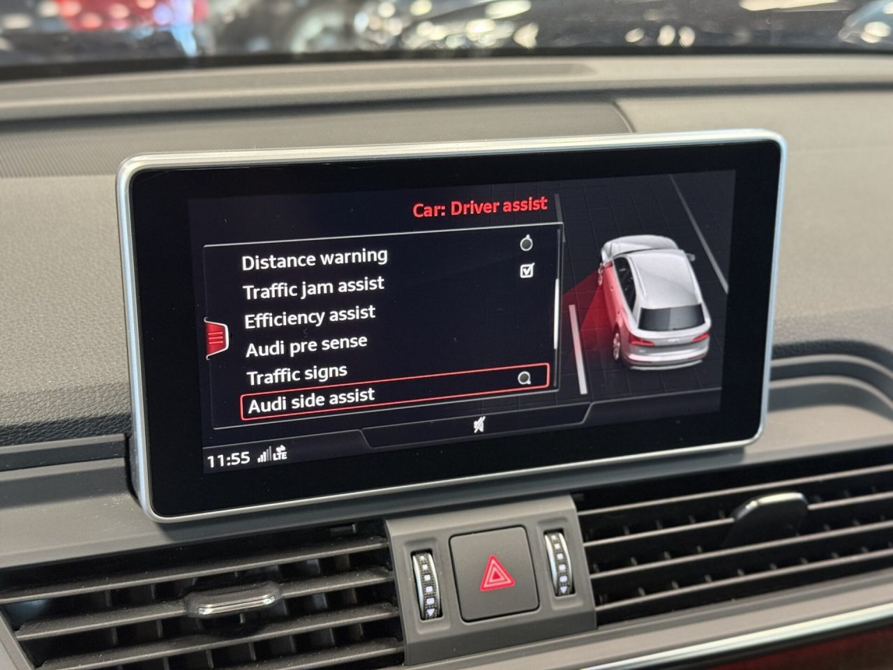 Audi Q5 | 12