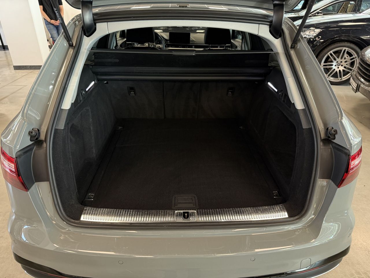 Audi A4 | 10