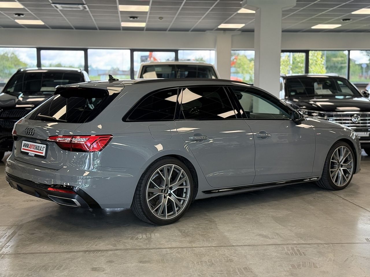Audi A4 | 4