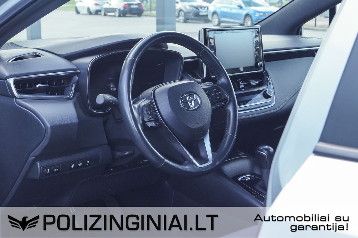 Toyota Corolla | 5