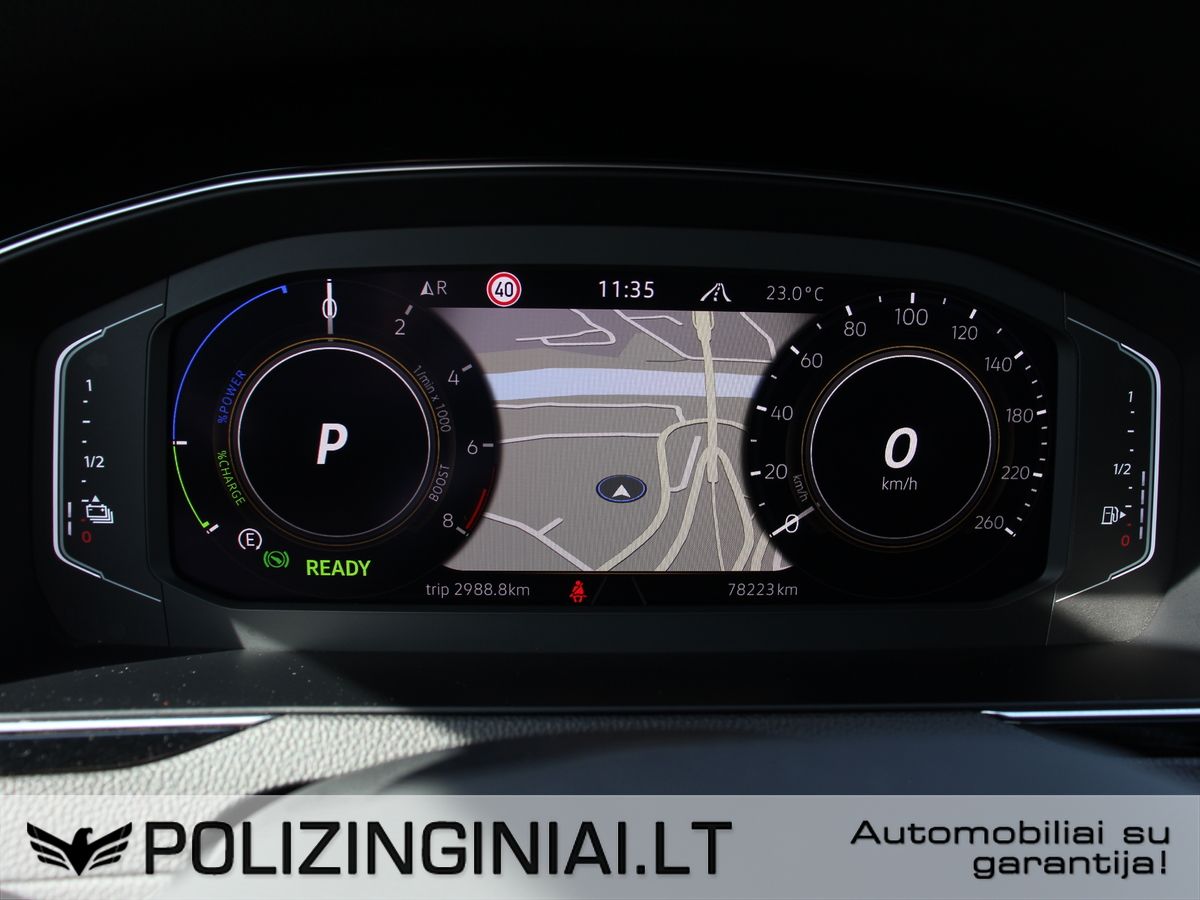 Volkswagen Passat | 10