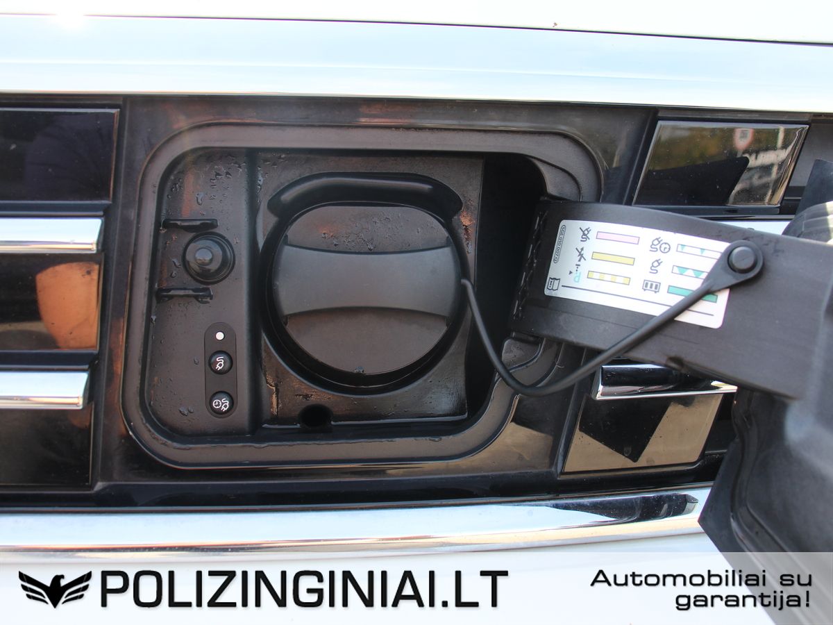 Volkswagen Passat | 35