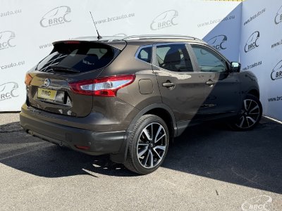 Nissan Qashqai | 1