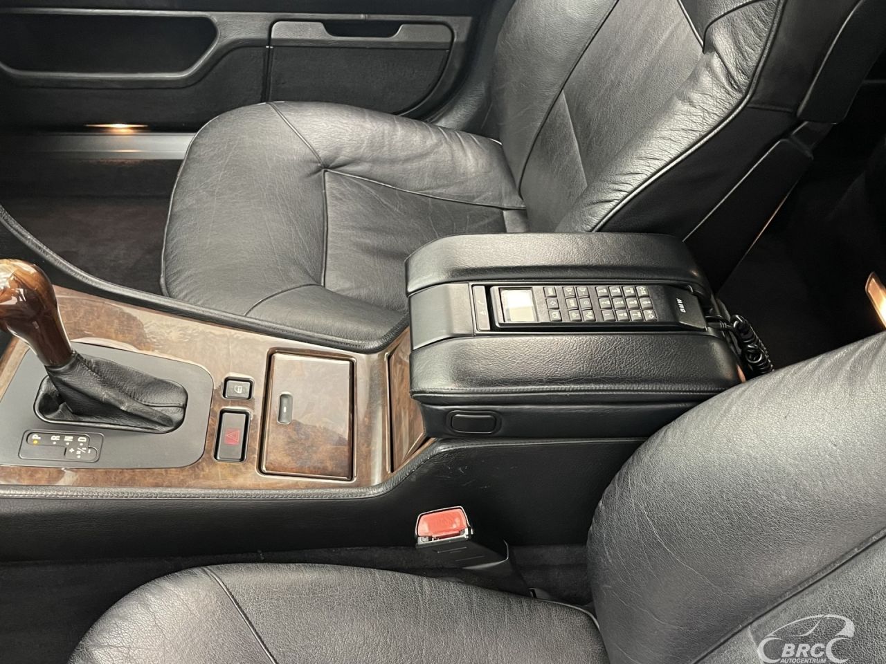 BMW 750 | 25