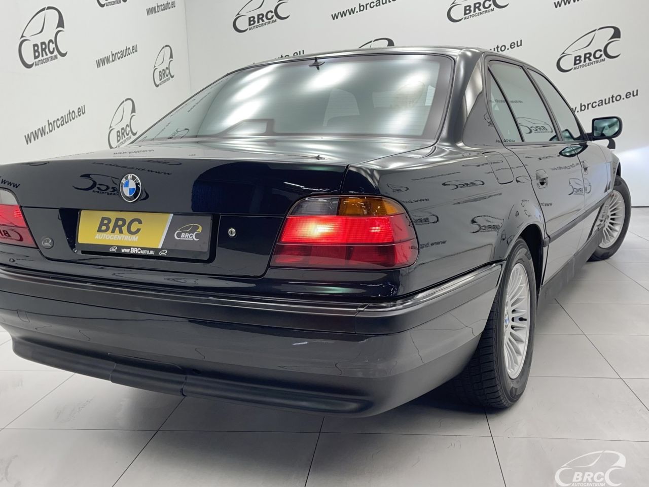 BMW 750 | 50