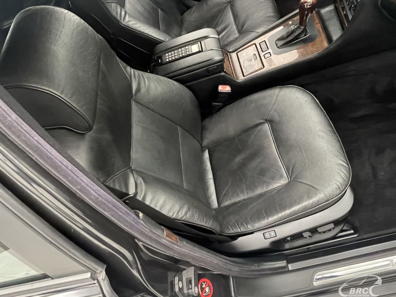 BMW 750 | 4