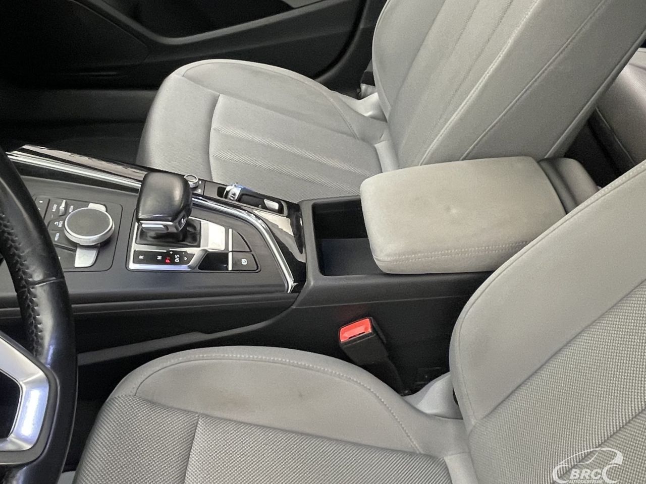 Audi A4 | 24