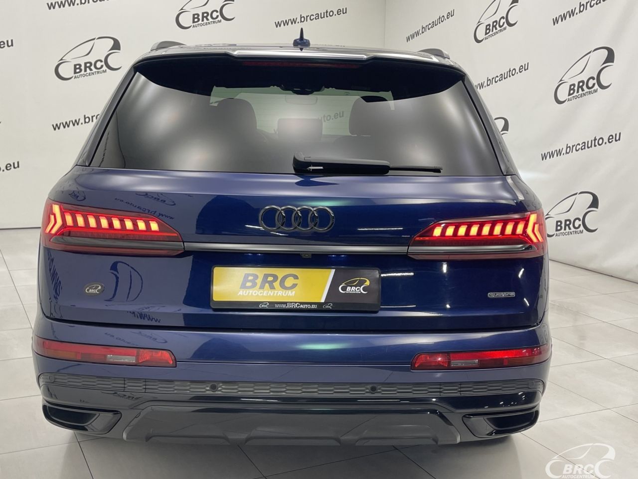 Audi Q7 | 58