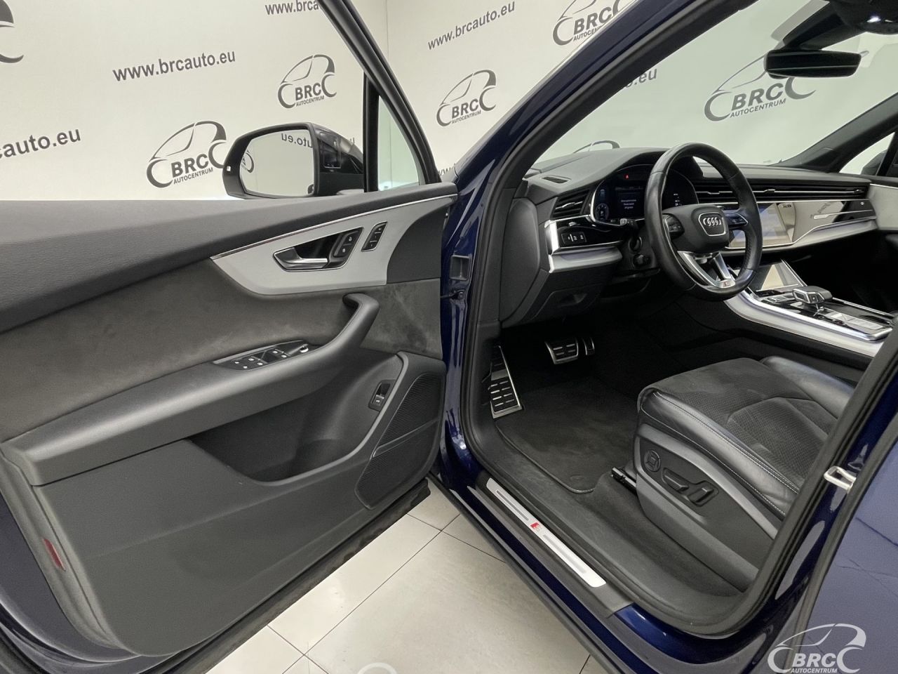 Audi Q7 | 21
