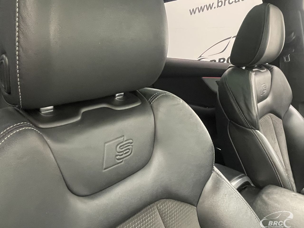 Audi Q7 | 7
