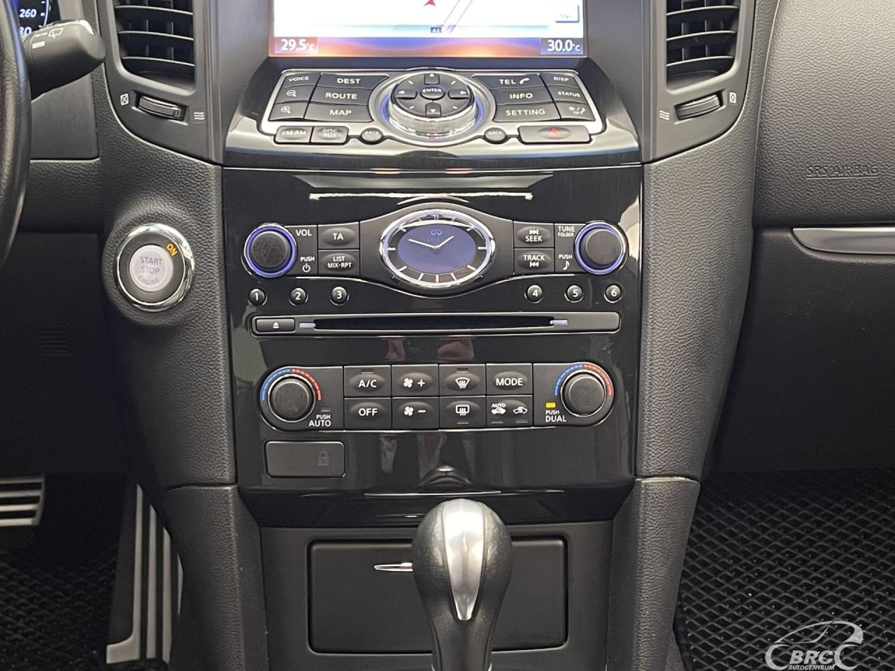 Infiniti QX70 | 16