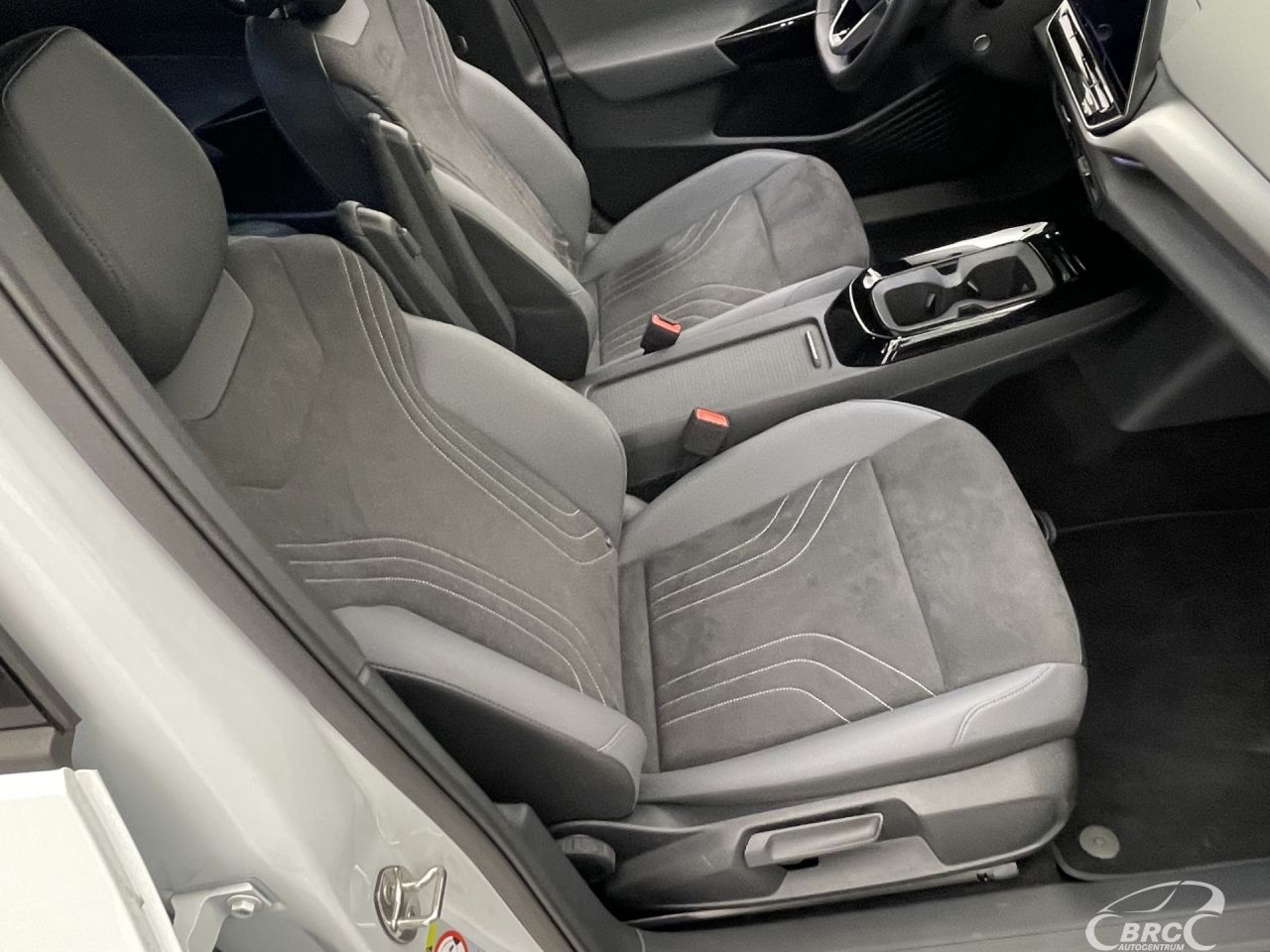 Volkswagen ID.4 | 4
