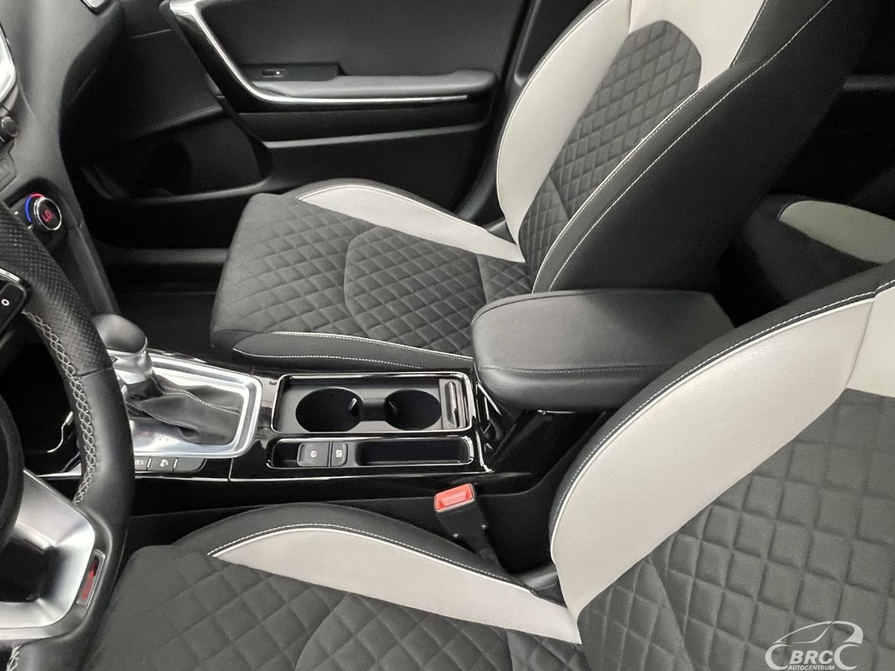 Kia Pro Cee'd | 23