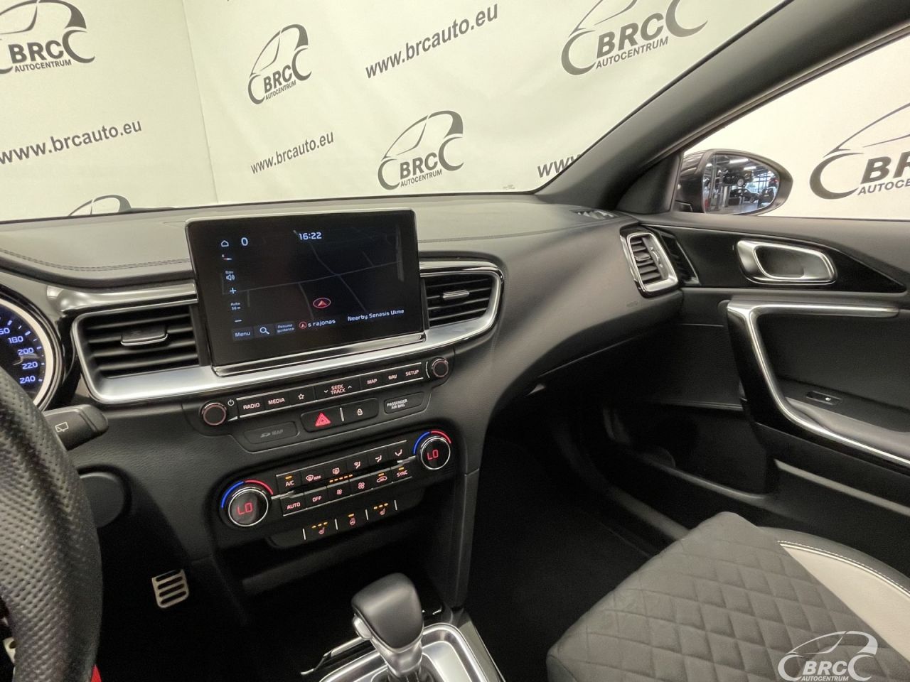 Kia Pro Cee'd | 27