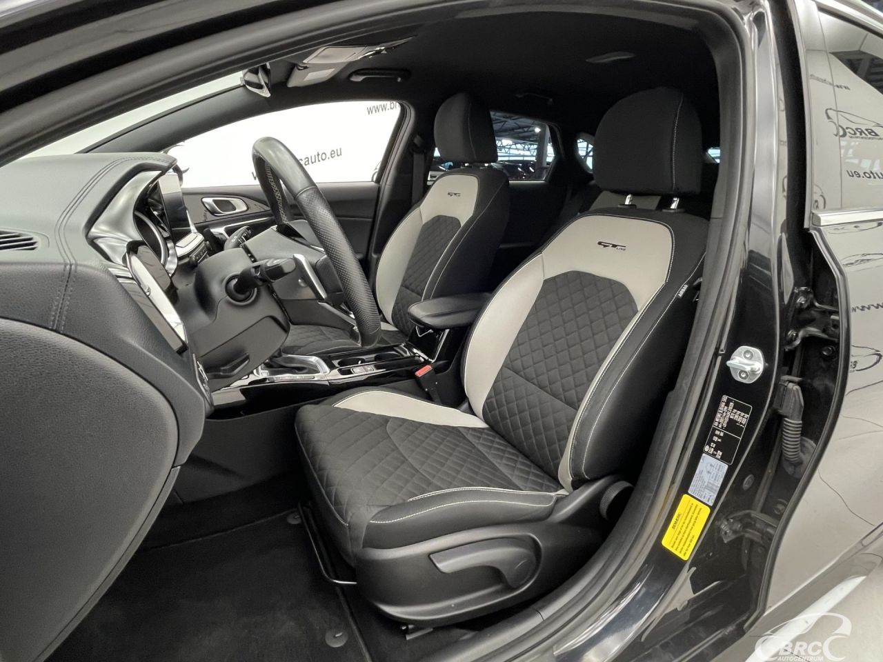 Kia Pro Cee'd | 22