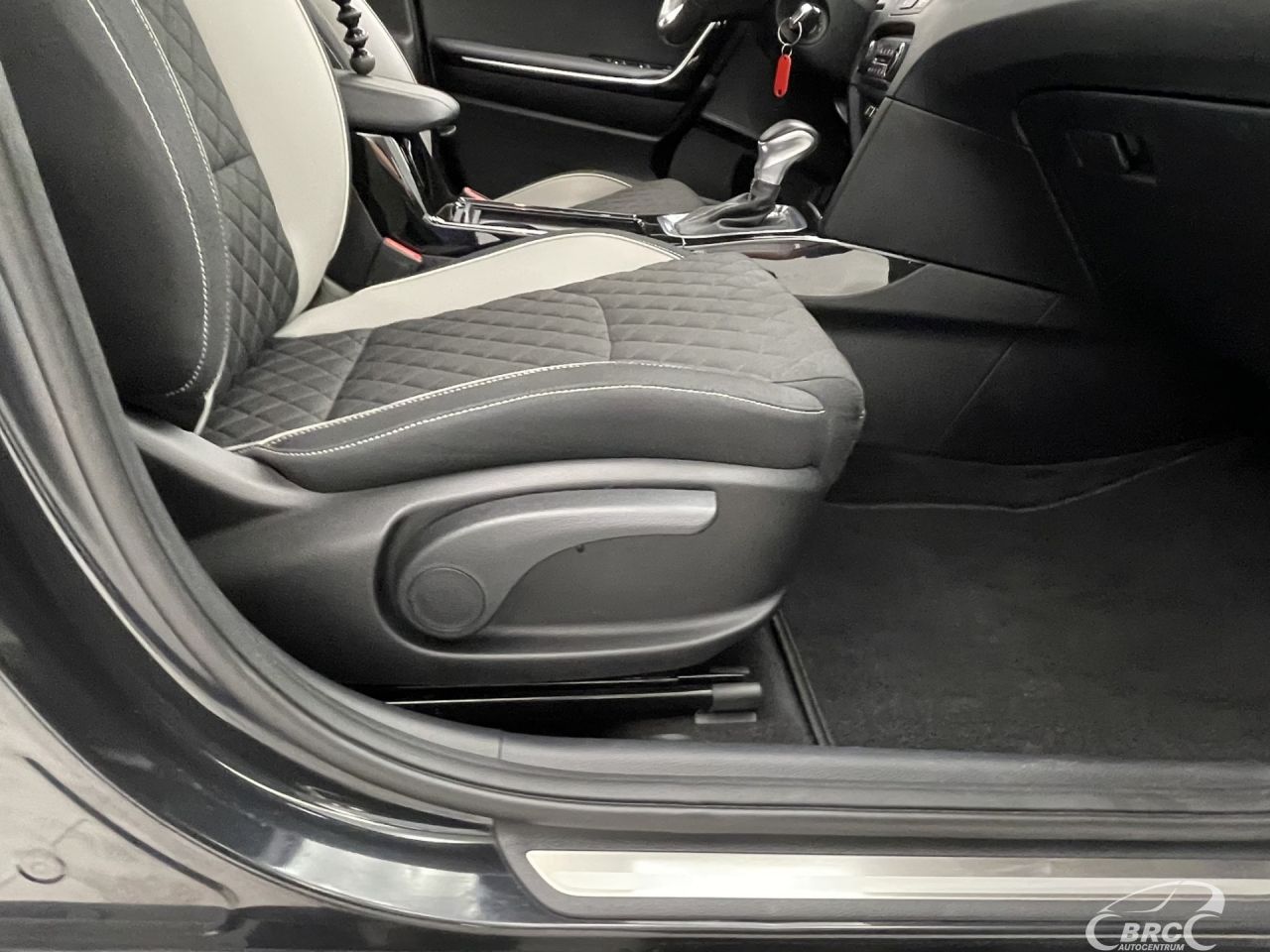 Kia Pro Cee'd | 5