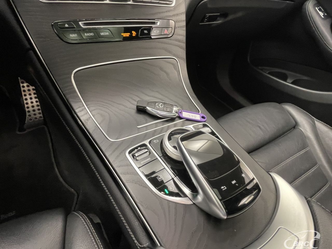 Mercedes-Benz GLC350 | 27
