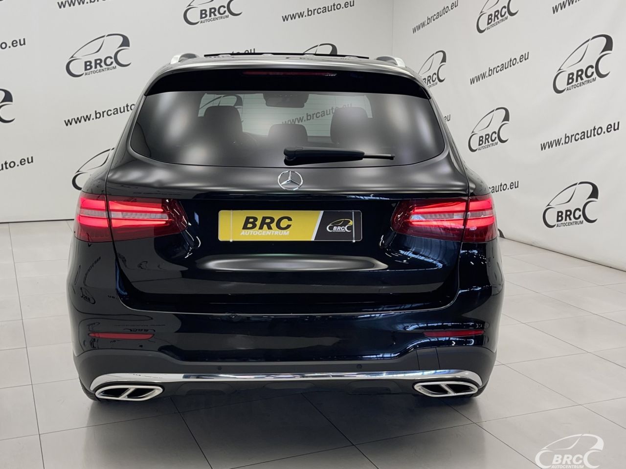 Mercedes-Benz GLC350 | 54
