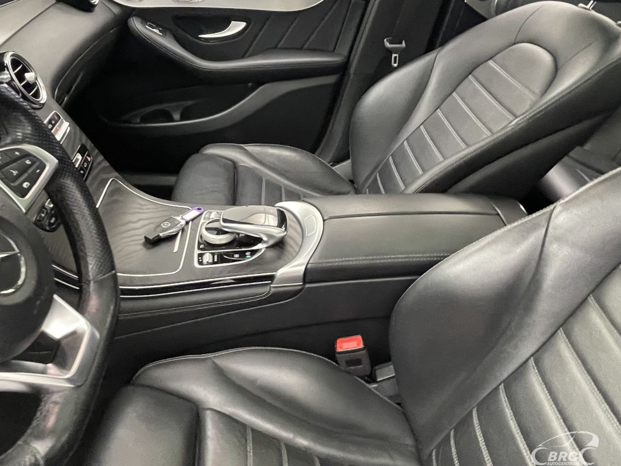Mercedes-Benz GLC350 | 23