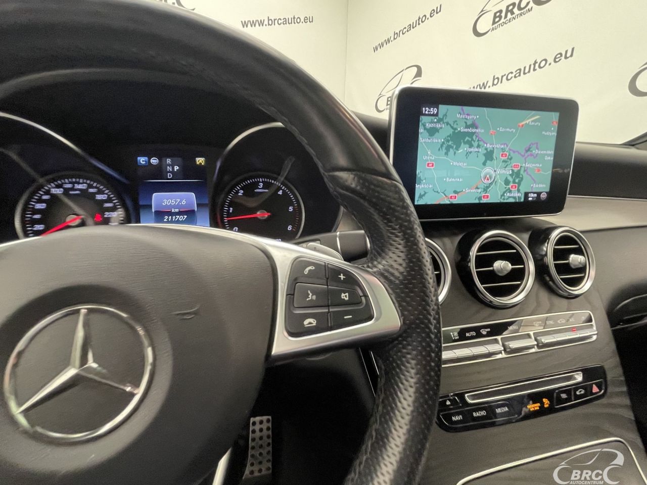 Mercedes-Benz GLC350 | 30