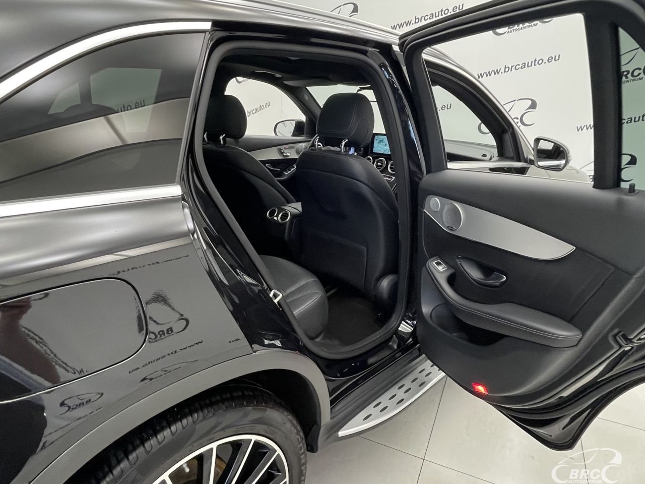 Mercedes-Benz GLC350 | 12