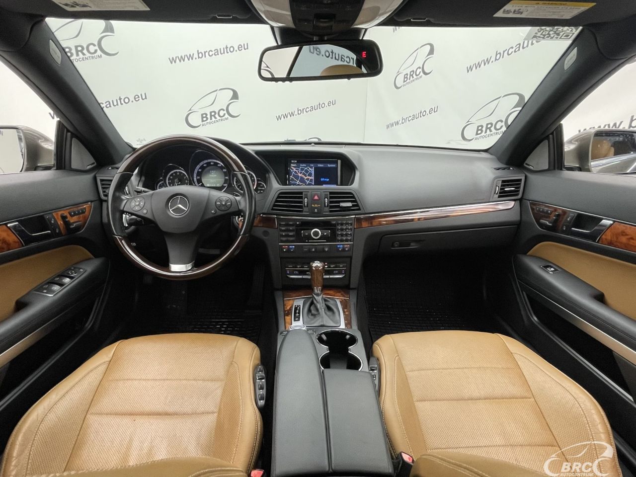 Mercedes-Benz E550 | 2