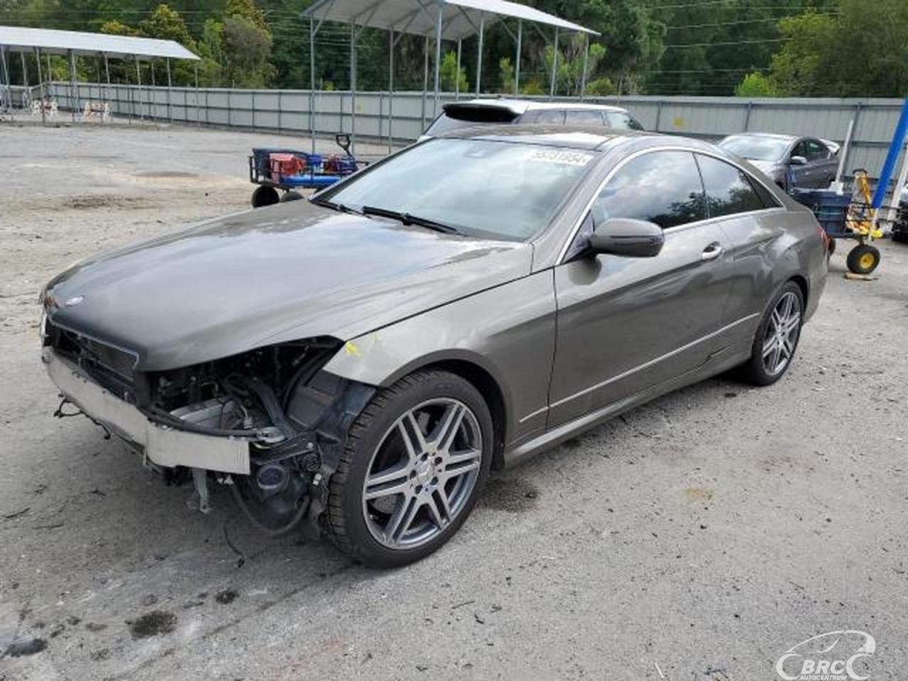 Mercedes-Benz E550 | 56