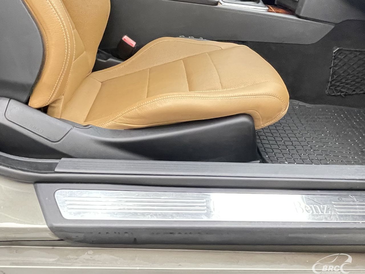Mercedes-Benz E550 | 5