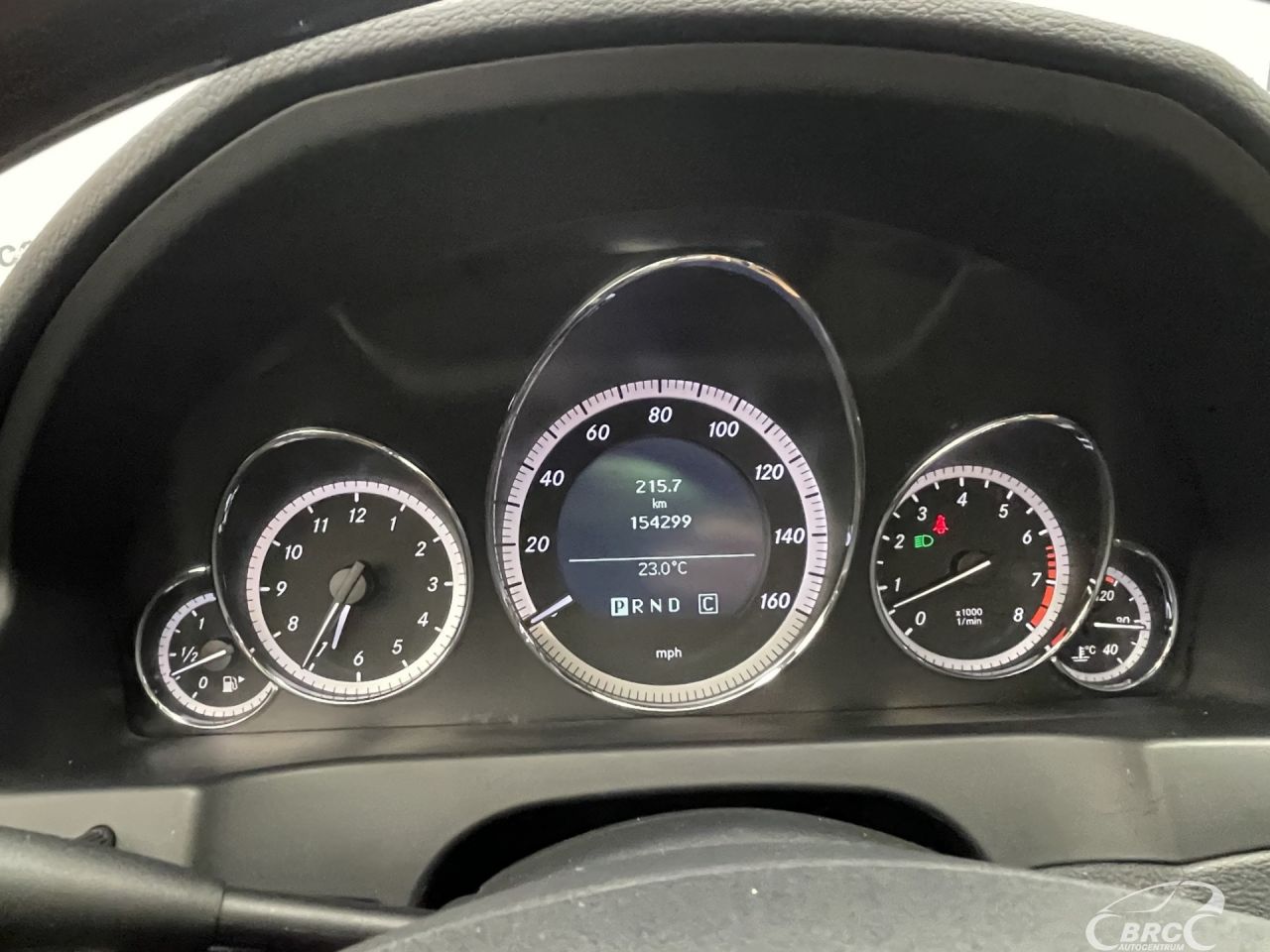 Mercedes-Benz E550 | 30