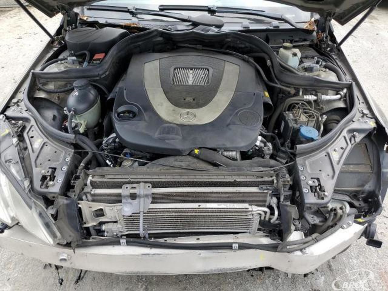 Mercedes-Benz E550 | 46