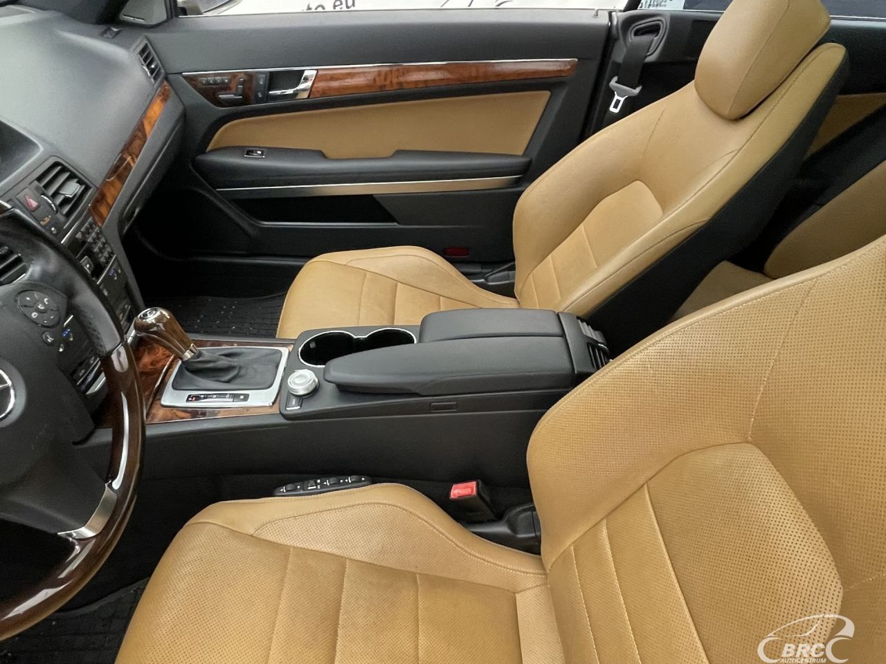 Mercedes-Benz E550 | 21