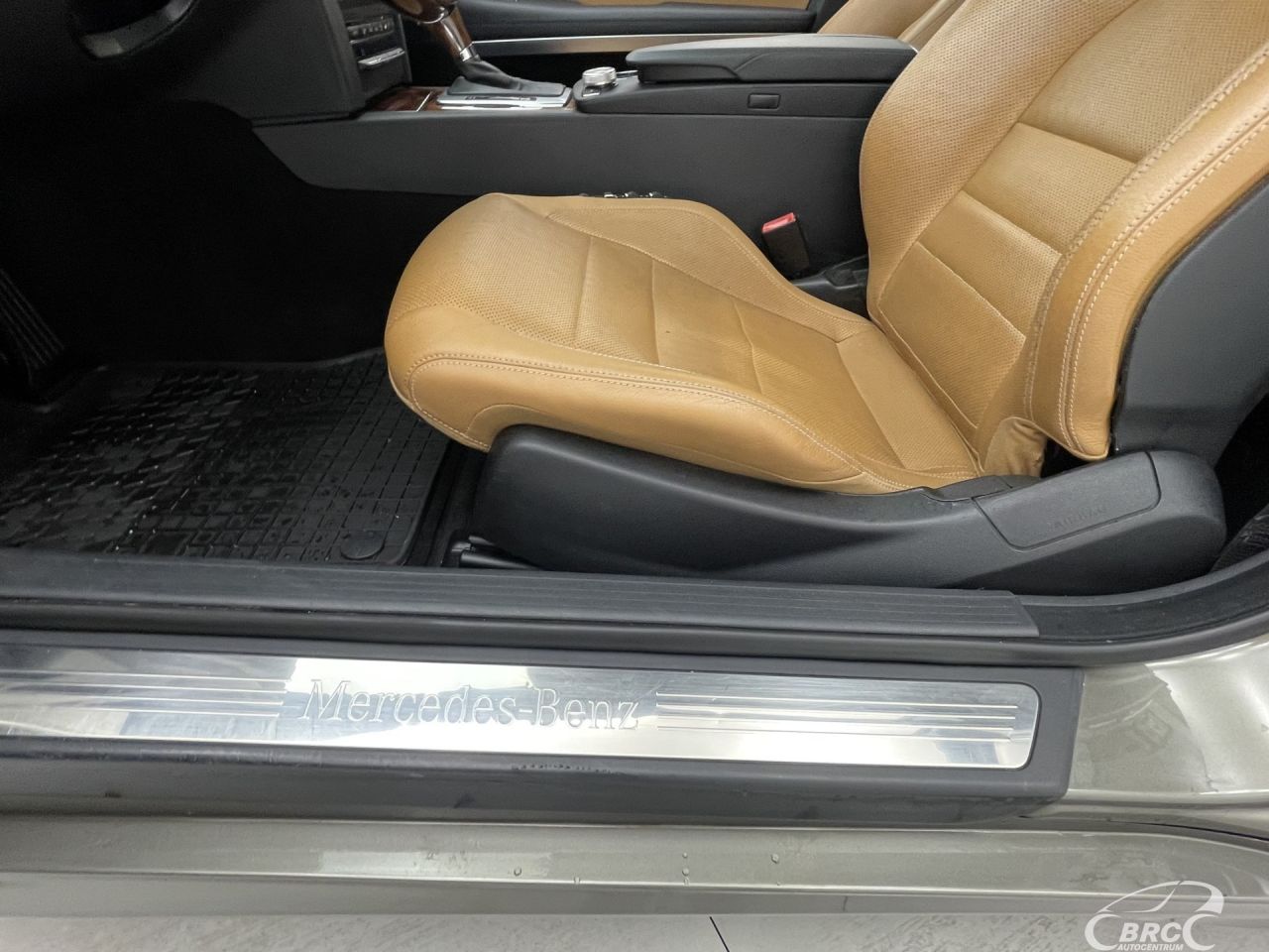 Mercedes-Benz E550 | 19