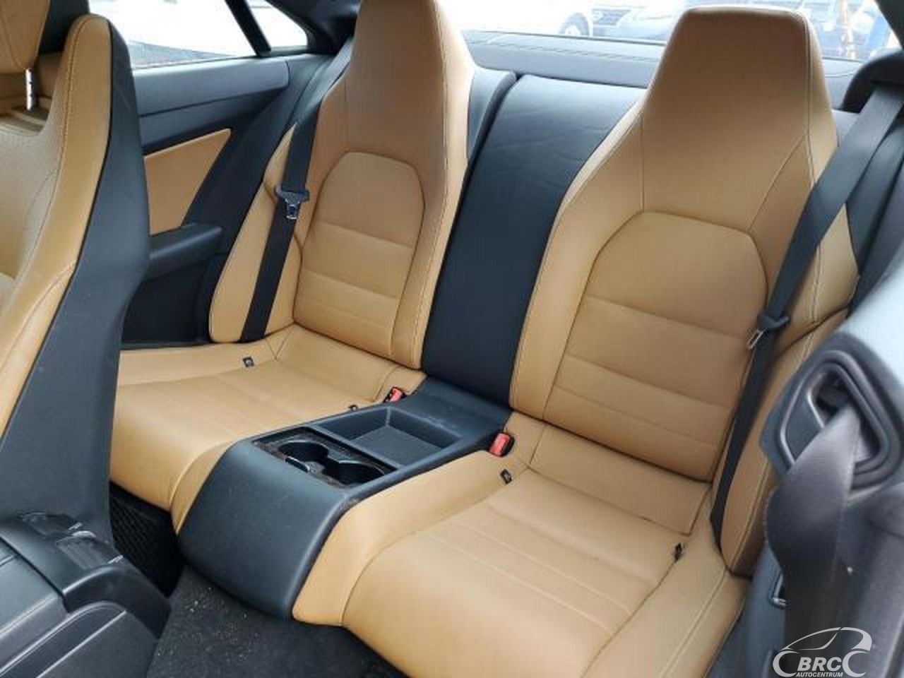 Mercedes-Benz E550 | 47