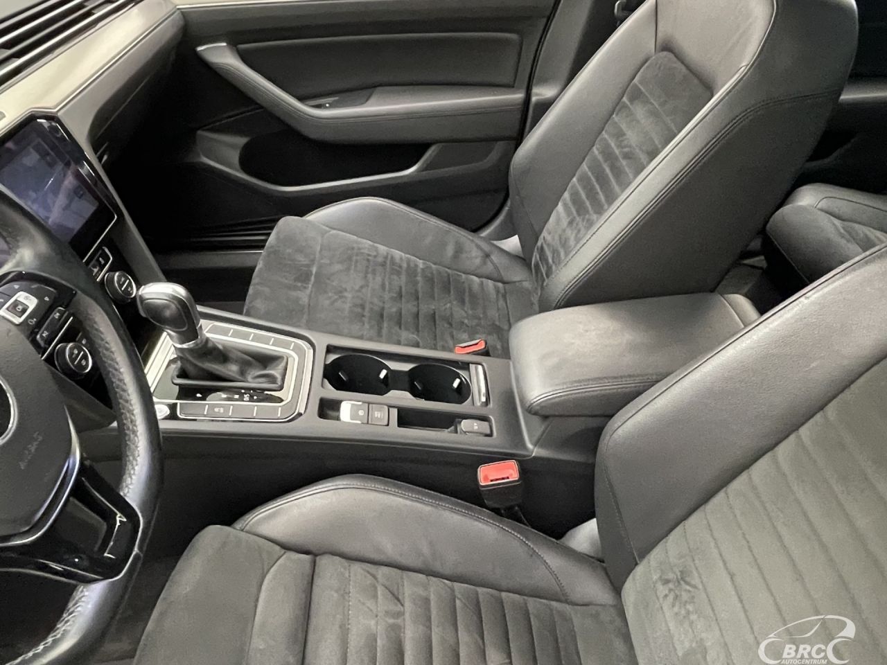 Volkswagen Passat | 23