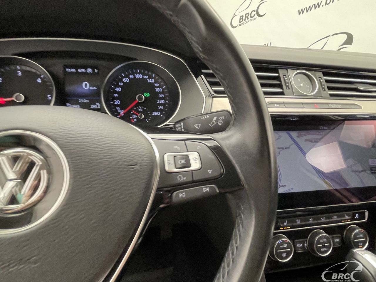 Volkswagen Passat | 28