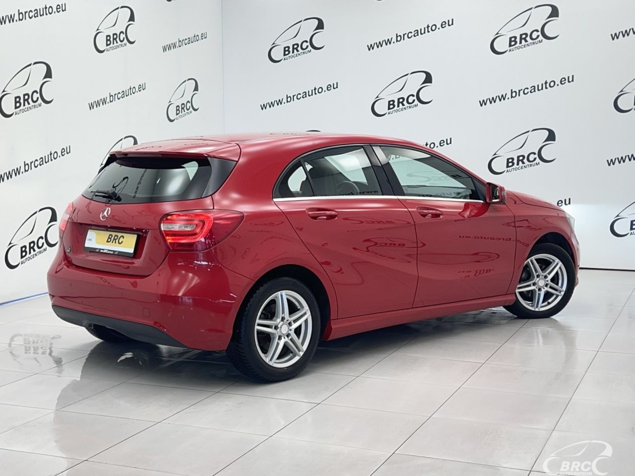 Mercedes-Benz A180 | 1