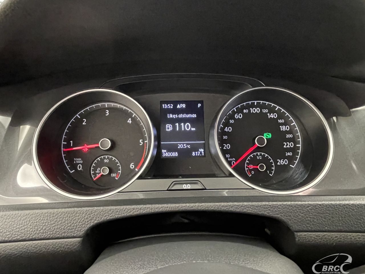 Volkswagen Golf | 30