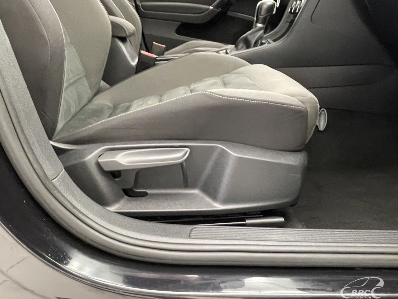 Volkswagen Golf | 5