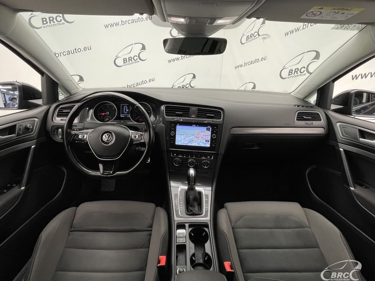 Volkswagen Golf | 2